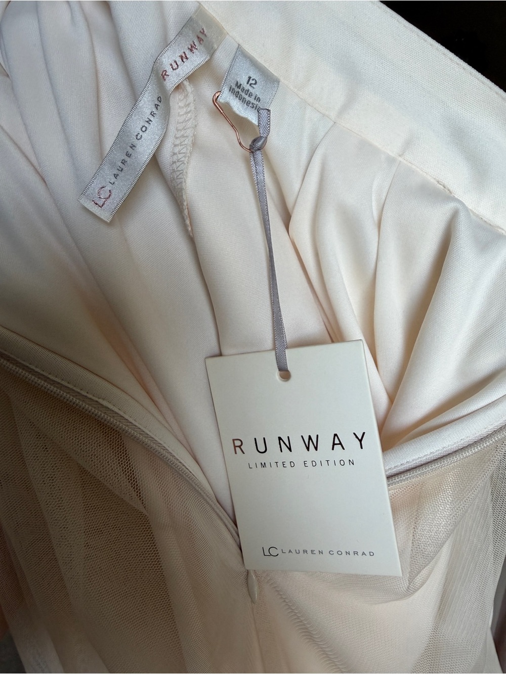Women’s Cream & Blush Ombré Tulle Maxi Skirt - Picture 2 of 2
